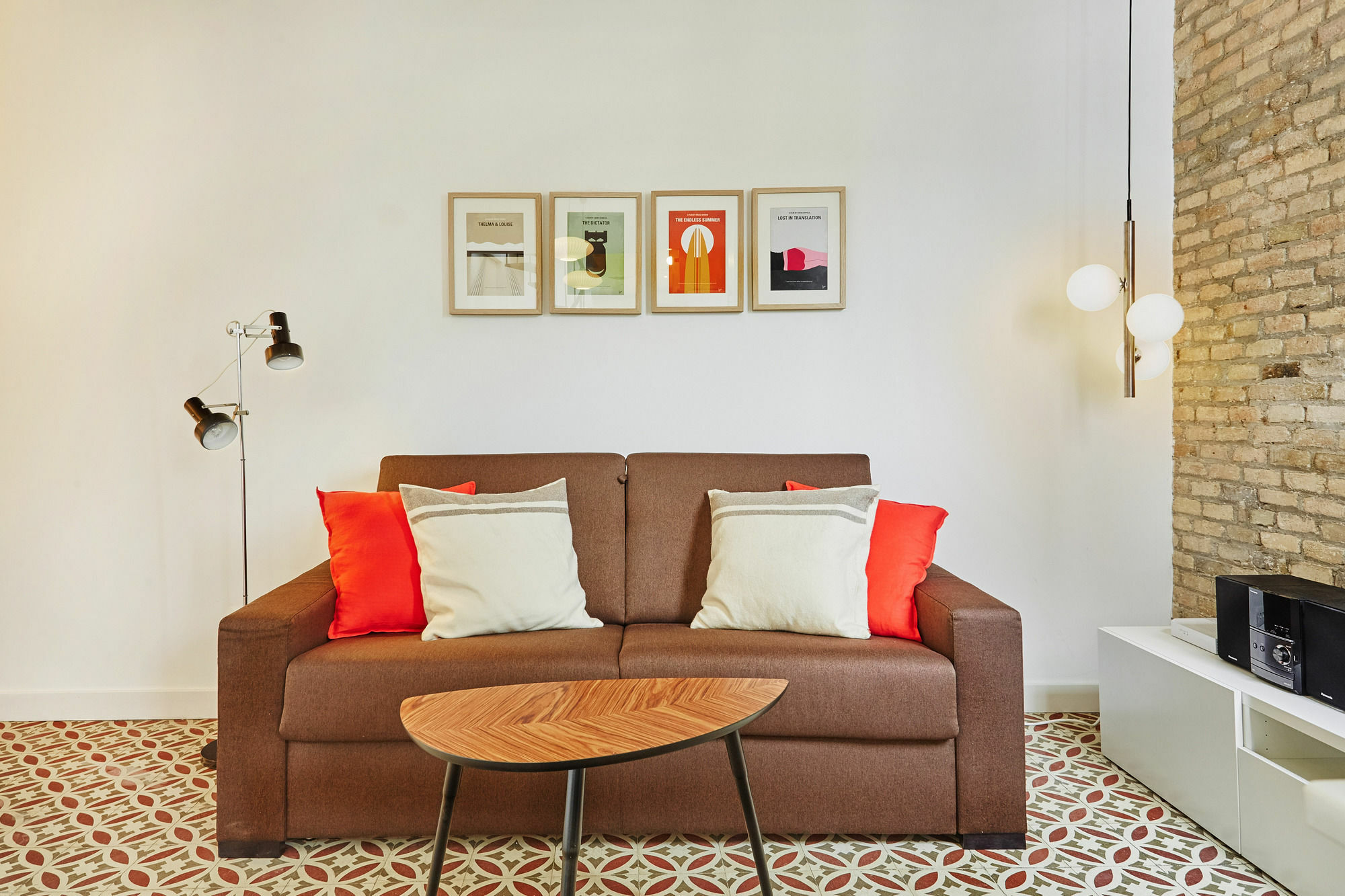 Urban District - Vintage 3*