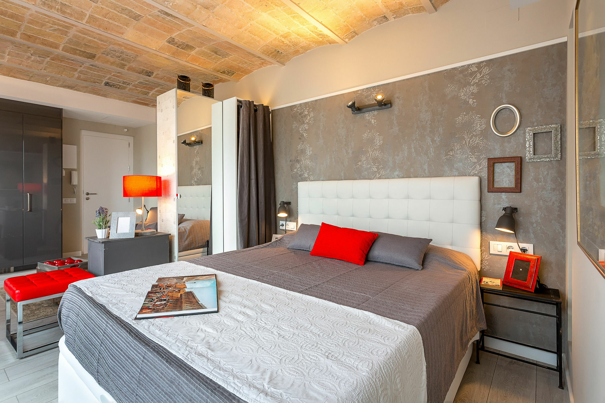 Hotel Urban District - Vintage 3*